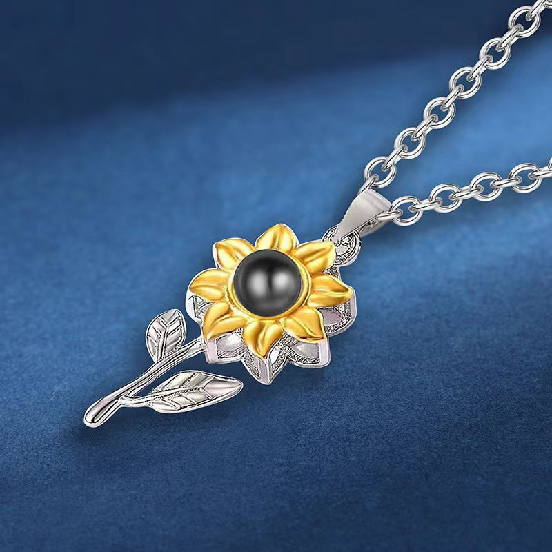 100 languages, I love you, projection necklaces, European and American ladies, delicate sunflower jewelry, simple and fashionable