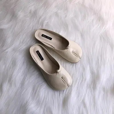 Ninja Girl Split-Toe Flats – Microfiber Leather Stealth Mode Comfort