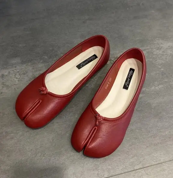 Ninja Girl Split-Toe Flats – Microfiber Leather Stealth Mode Comfort