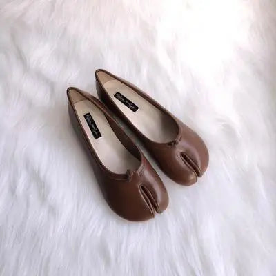 Ninja Girl Split-Toe Flats – Microfiber Leather Stealth Mode Comfort