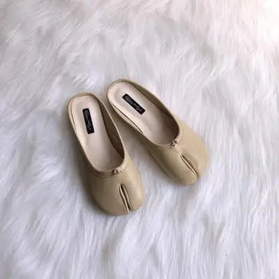 Ninja Girl Split-Toe Flats – Microfiber Leather Stealth Mode Comfort