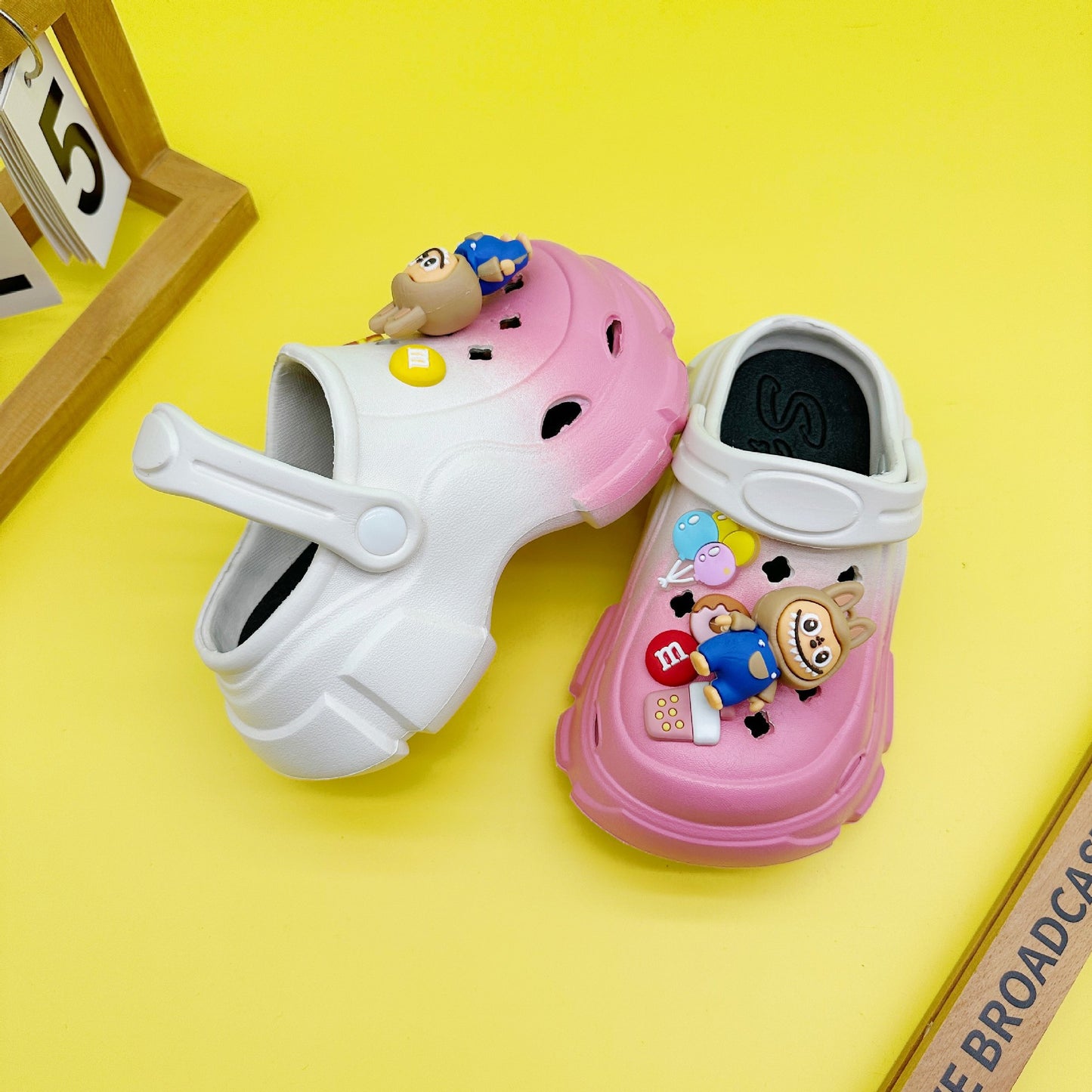 Labubu croc