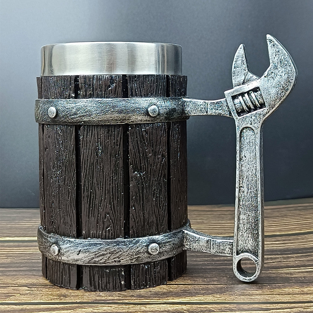 Cross-border new wooden barrel beer mug creative large capacity bar mug water cup personality imitation wood stainless steel mug