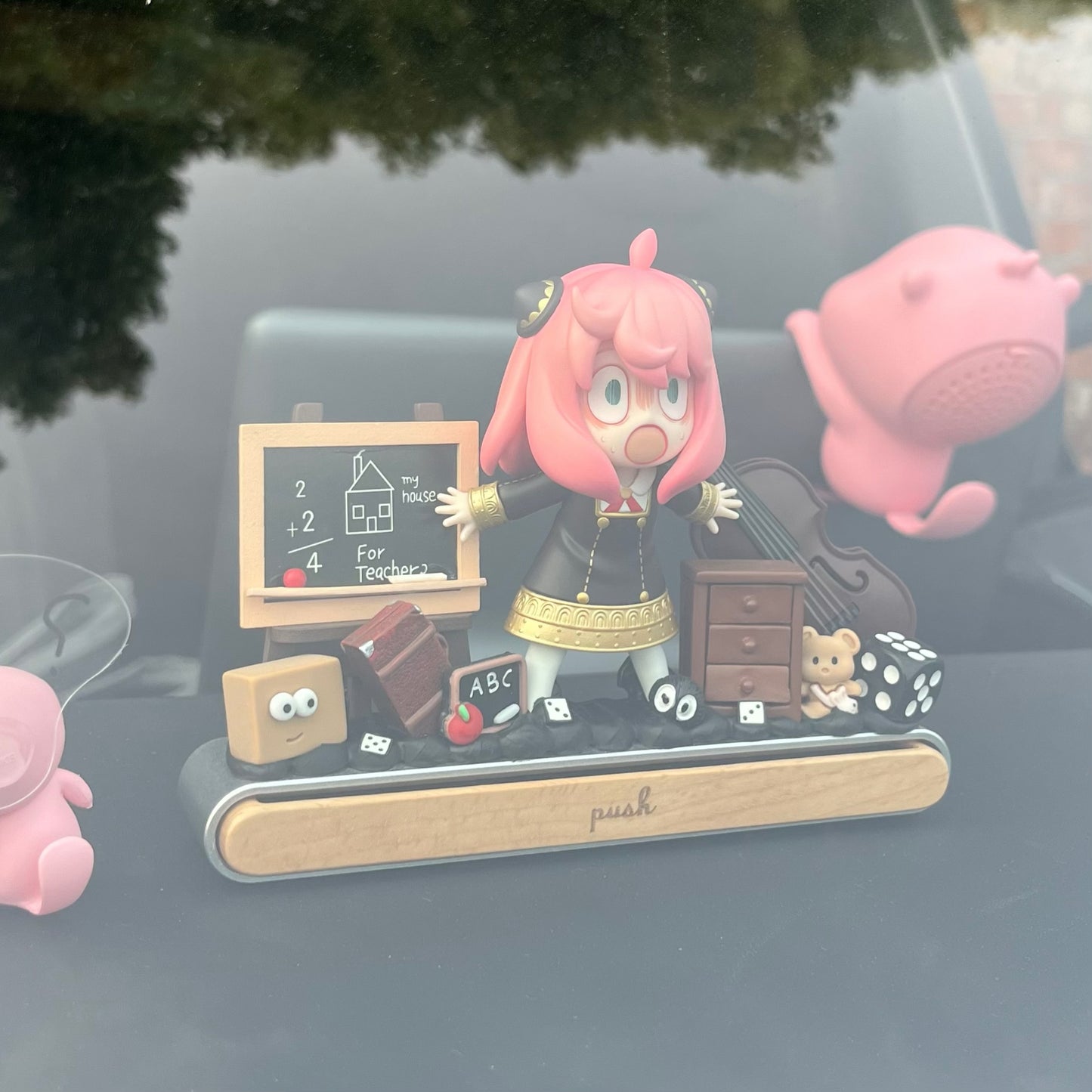 Anya Parking Plate Car Ornament Spy x Family Moving Car Gift for Anime Fans