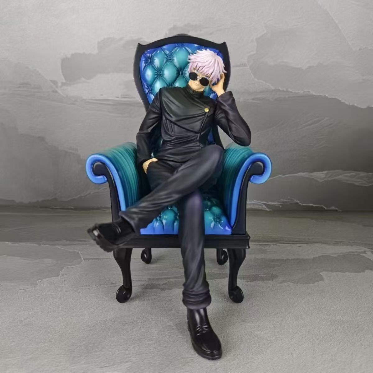Jujutsu Battle Premium Gojo Sitting Figure Car Ornament