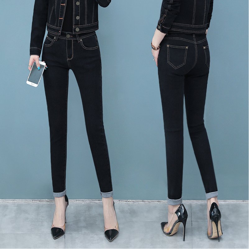 Black Slim-Fit Denim Pencil Pants – Anime Chic with Sleek Minimalist Vibes