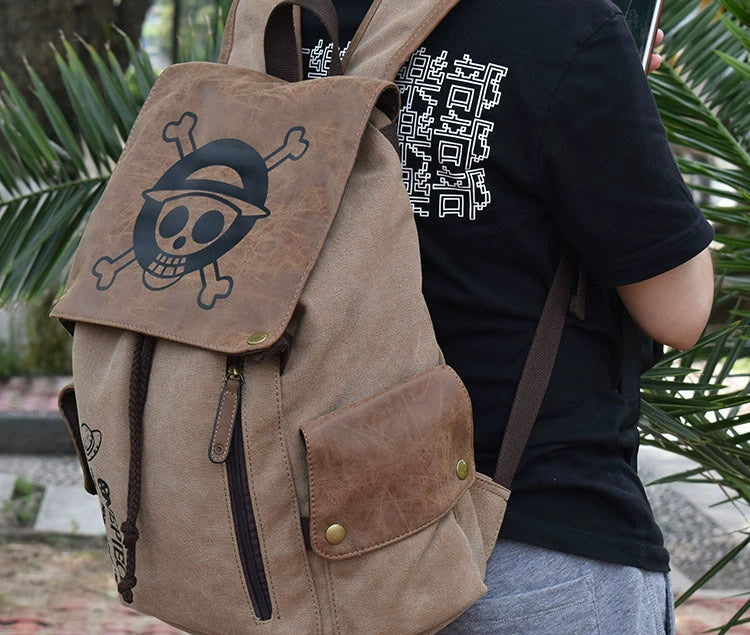 StrawPack Pirate Skull