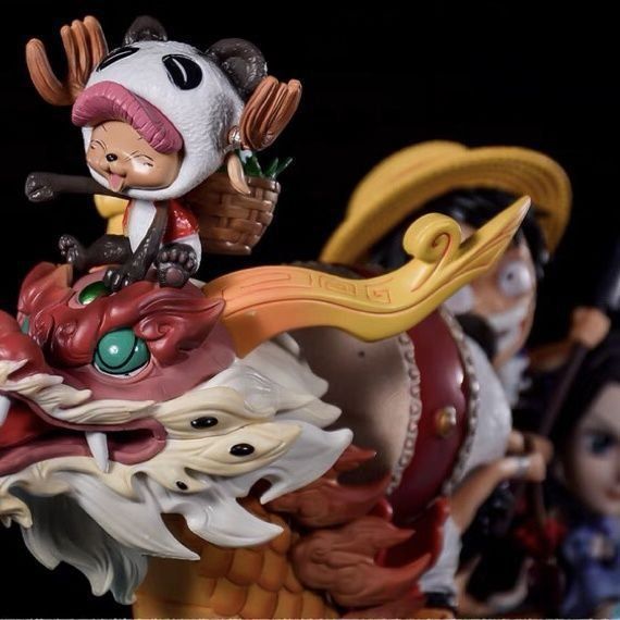 Grand Line Voyage: Straw Hat Crew Dragon Boat Figure Set