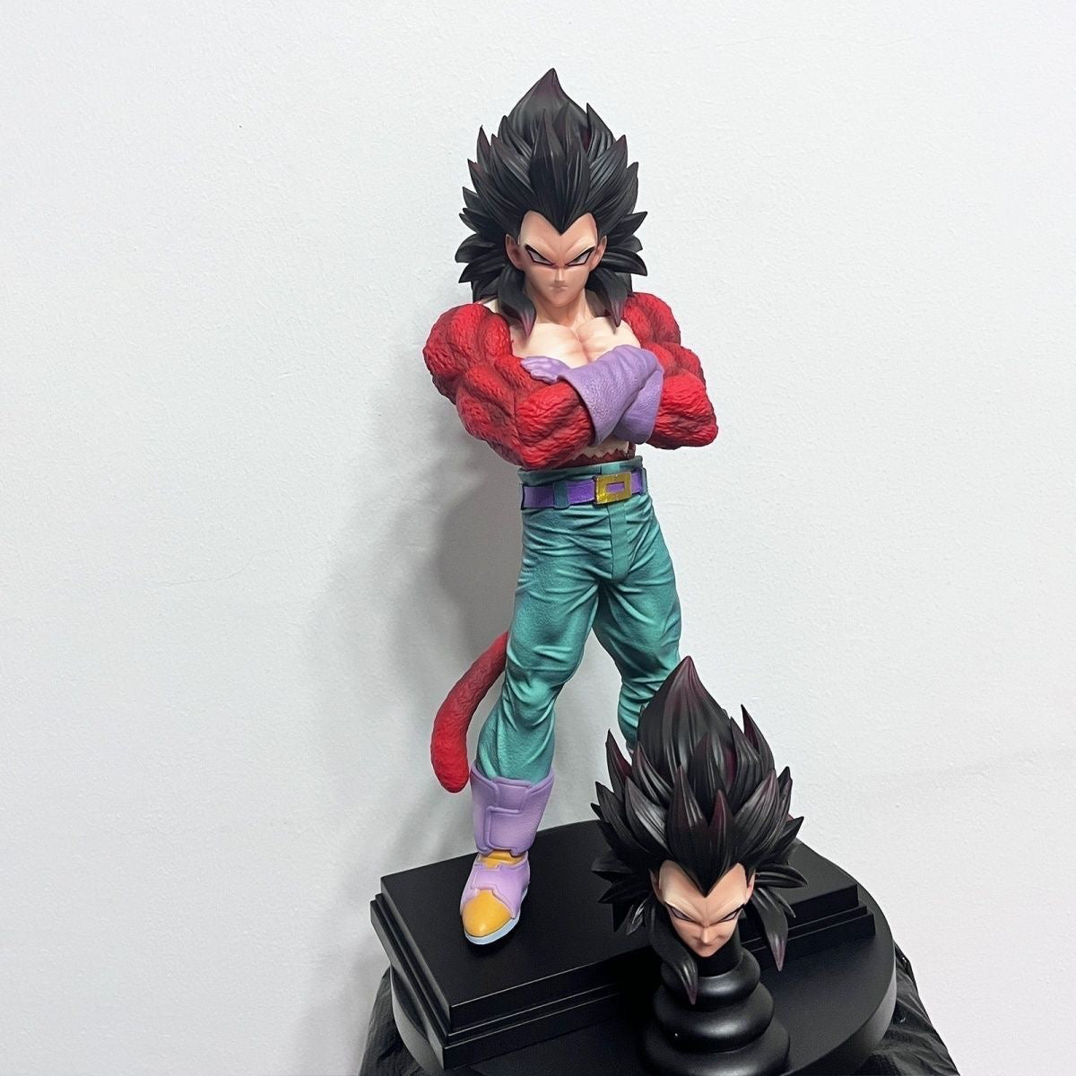 Saiyan Duality: SSJ4 Vegeta Double-Headed Figure