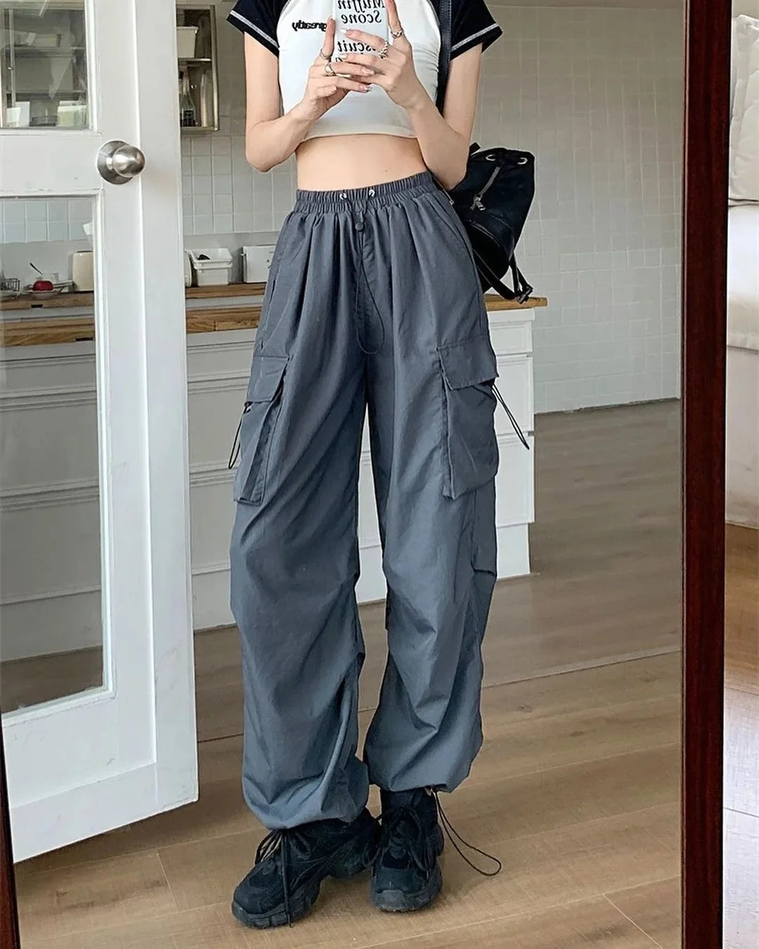 High-Waisted Cargo Pants – Anime Streetwear Meets American Cool