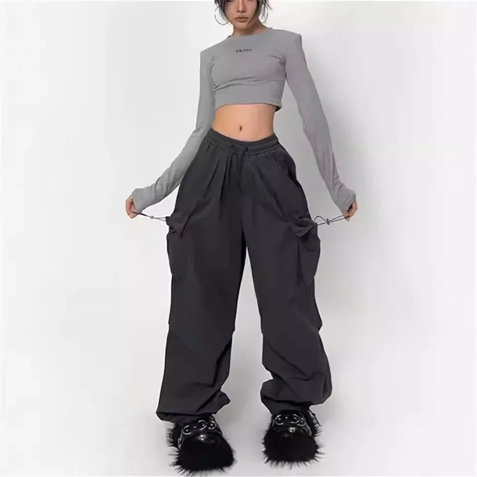 High-Waisted Cargo Pants – Anime Streetwear Meets American Cool