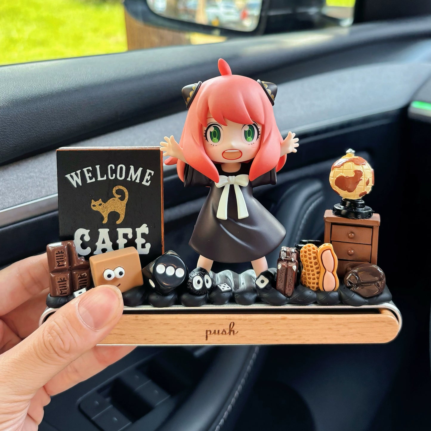 Anya Parking Plate Car Ornament  Spy x Family Moving Car Gift for Anime Fans