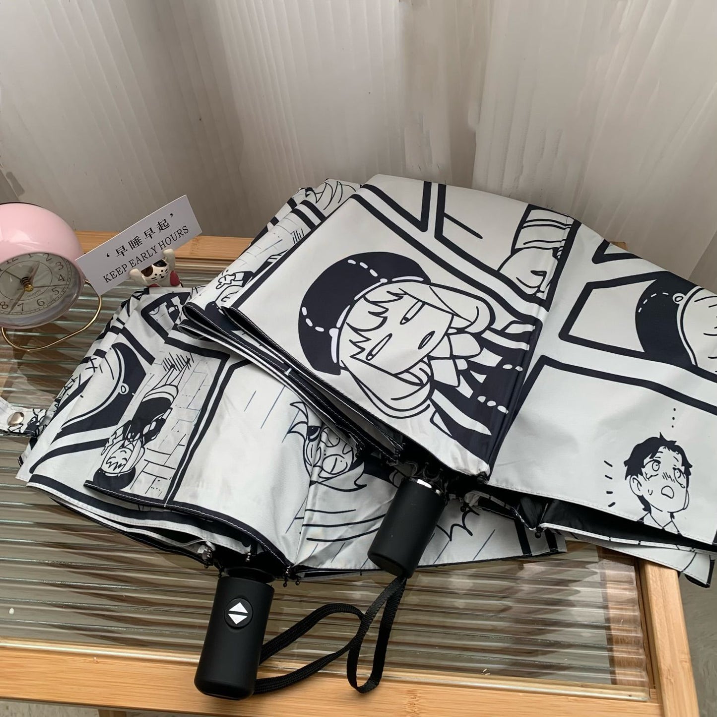 Anya Peek: Spy x Family Folding Umbrella