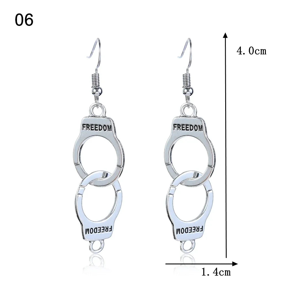 1Pair Punk Handcuffs Blade Gun Drop Earrings Women Simple Fashion Cool Pistols Ear Stud Jewelry Accessories